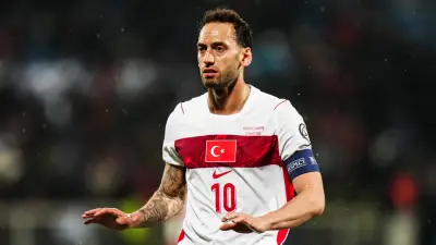Hakan Çalhanoğlu'ndan transfer ve gelecek açıklamaları