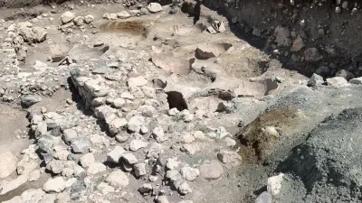Hattuşa'da 3 bin 800 yıllık 16 küp bulundu