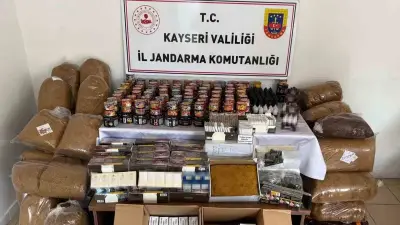 Kayseri Jandarmasından Kaçakçılara Geçit Yok: Binlerce Makaron Ele Geçirildi