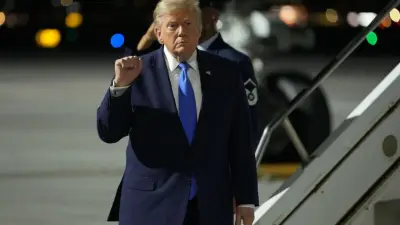 Trump: İran'da enflasyon yüzde 300, Hürmüz'de tam kontrol bizde