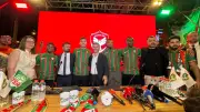 Amedspor 5 Yeni Transfer İçin Taraftar Önünde İmza Töreni Düzenledi