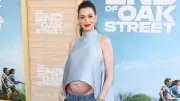 Anne Hathaway'den sahte karın iddialarına yanıt: Takma saç, gerçek karın
