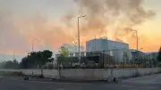 Aydın'da fabrika deposunda yangın: Mısır sapı balyaları alev aldı
