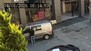 Bayrampaşa'da sinyal kesiciyle hırsızlık: 200 bin lira çalan 2 şüpheli yakalandı