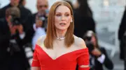 Julianne Moore 20 Yıl Sonra Broadway Sahnesine Dönüyor
