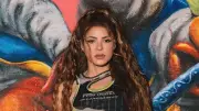 Shakira'nın 29 Yıl Arayla Çekilen Aynı Pozu Sosyal Medyada Gündem Oldu